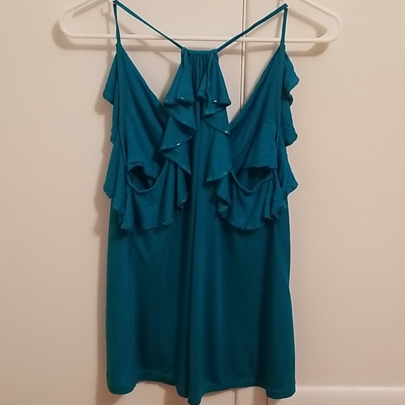 Express Tank Top - Picture 3 of 4